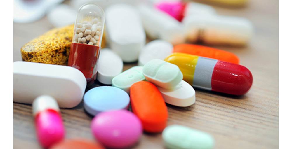 高額薬剤、使用制限をかけるべき? – 医師の半数が「制限すべき」
