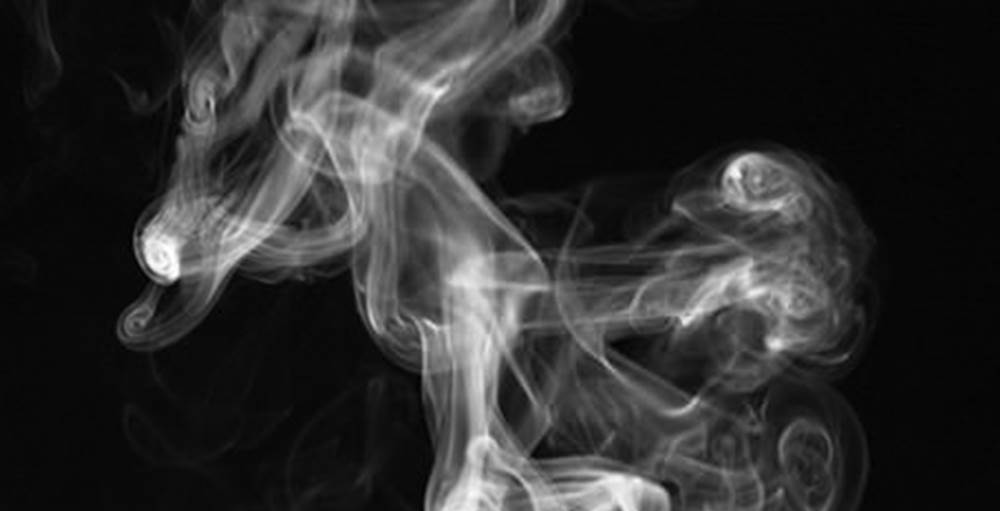 ９割が受動喫煙「不快」　肺がん患者調査
